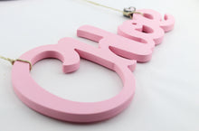 Load image into Gallery viewer, Scalloped Edge Round Kids Mirror